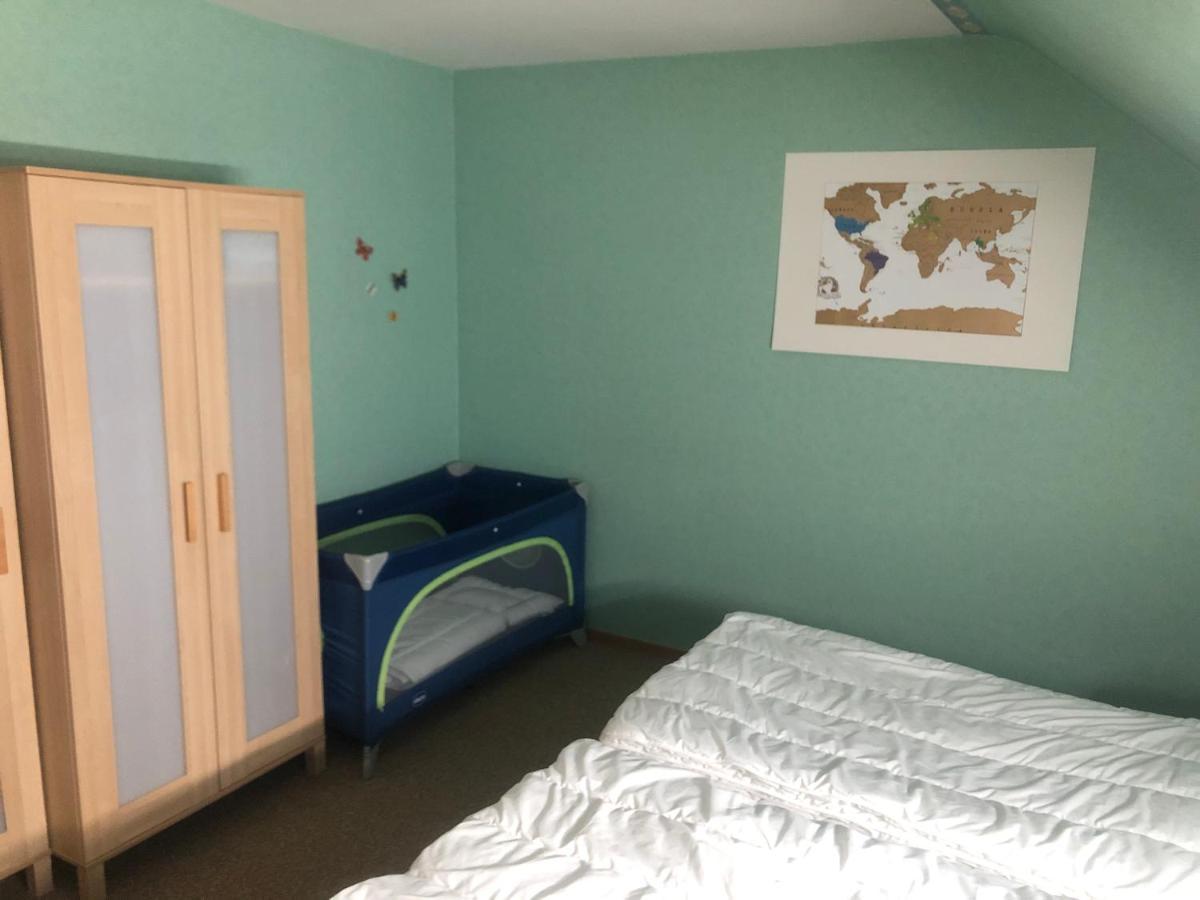 Ironico Homestay 4 Schlafzimmer Ferienwohnung 100 M2 Nahe Bostalsee Eisen  Екстериор снимка
